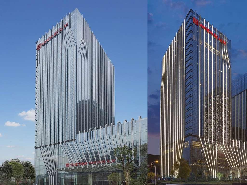 Wanda Realm Wuhan Extérieur photo