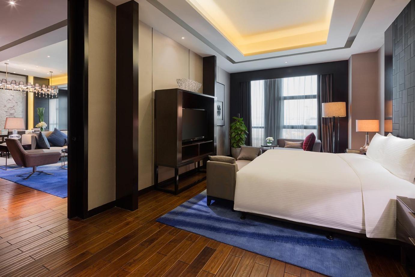 Wanda Realm Wuhan Extérieur photo
