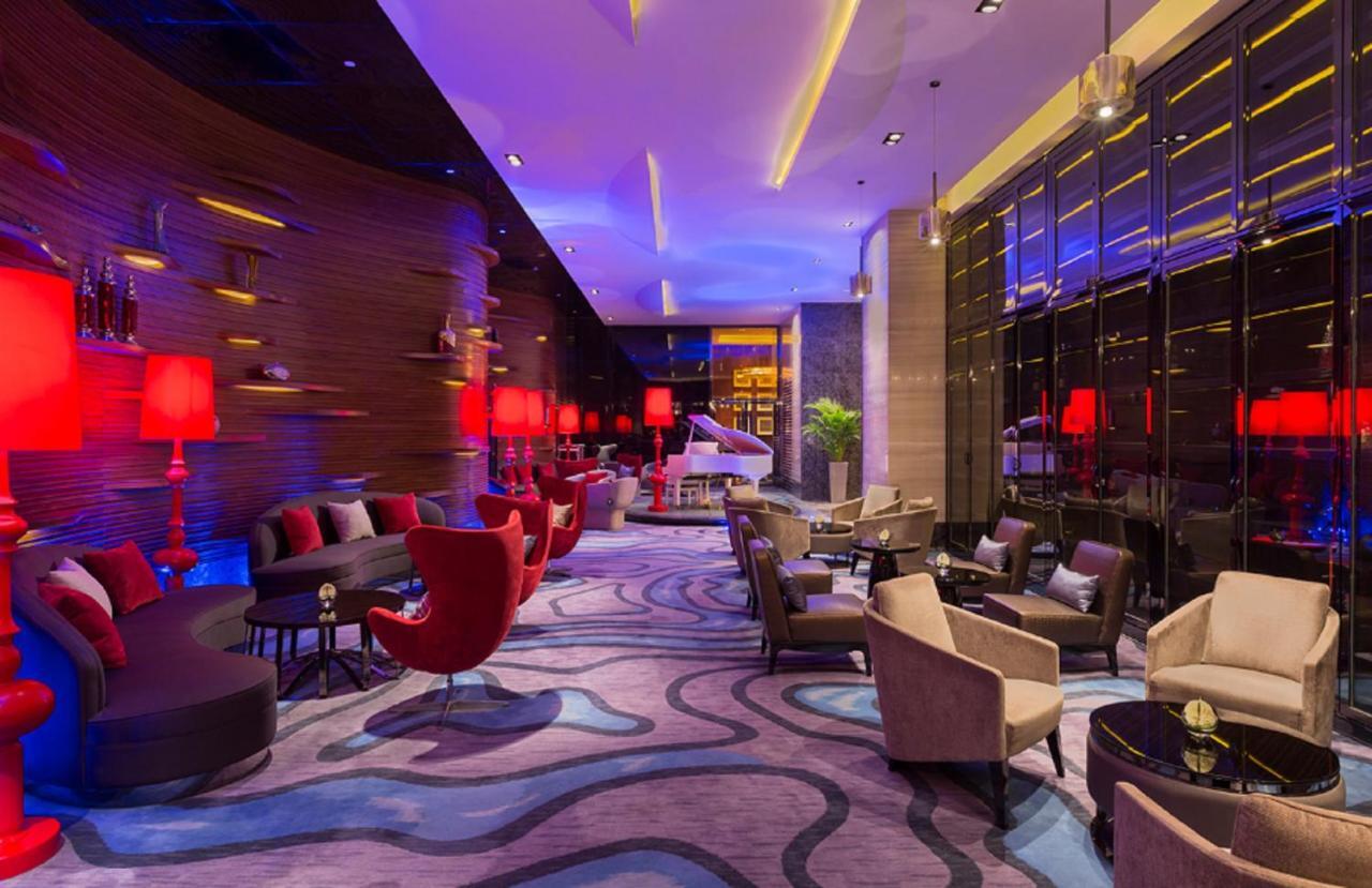 Wanda Realm Wuhan Extérieur photo