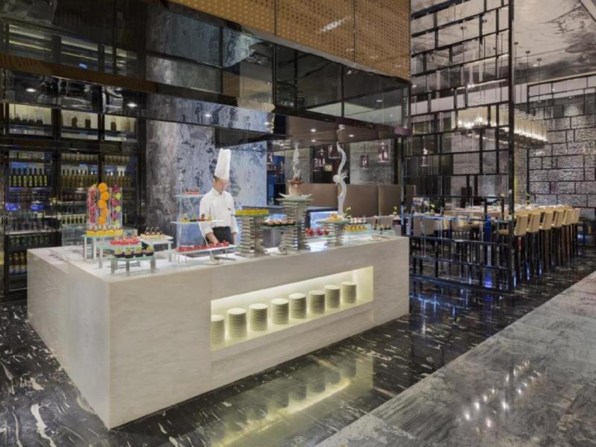 Wanda Realm Wuhan Extérieur photo