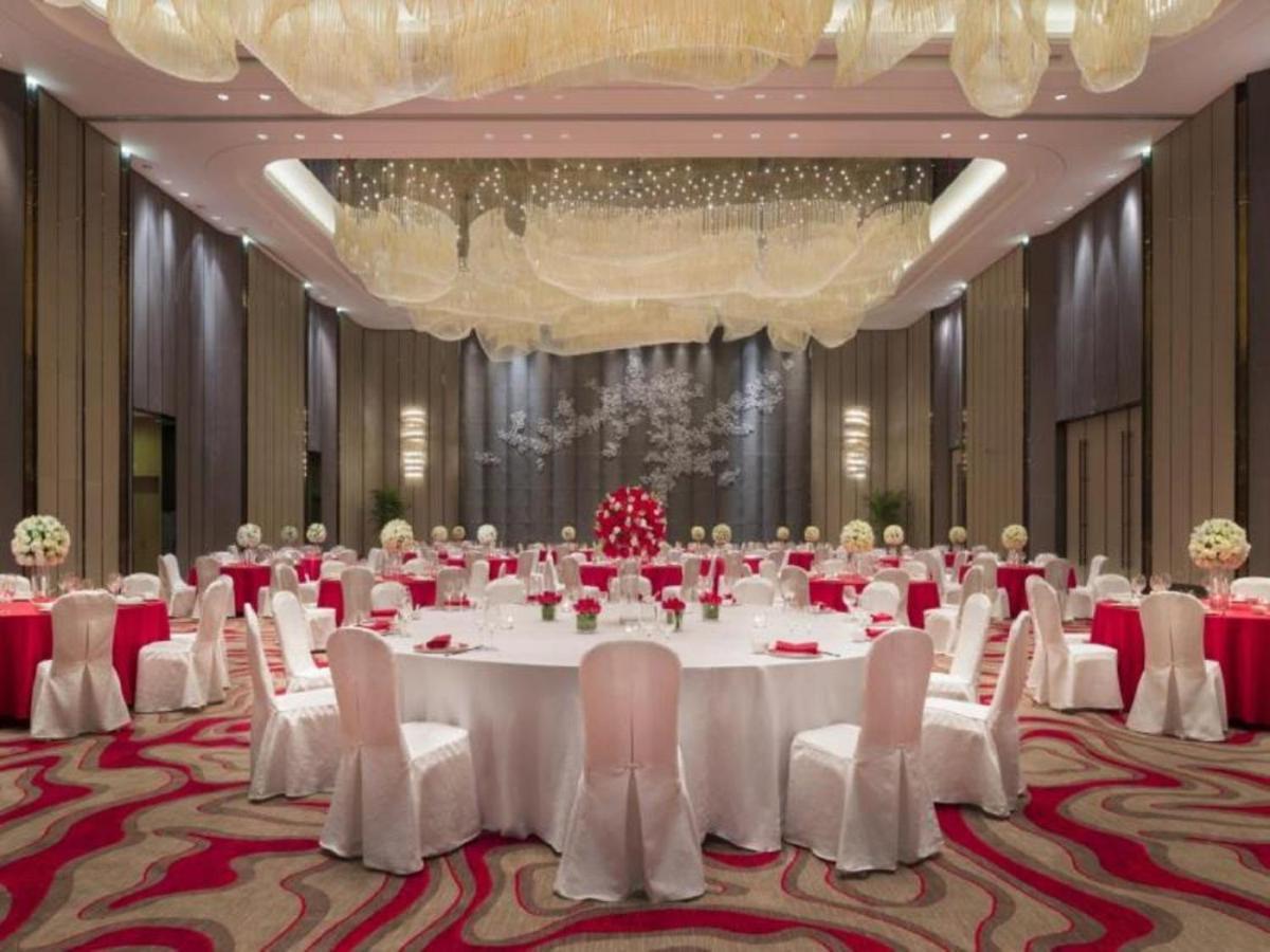 Wanda Realm Wuhan Extérieur photo