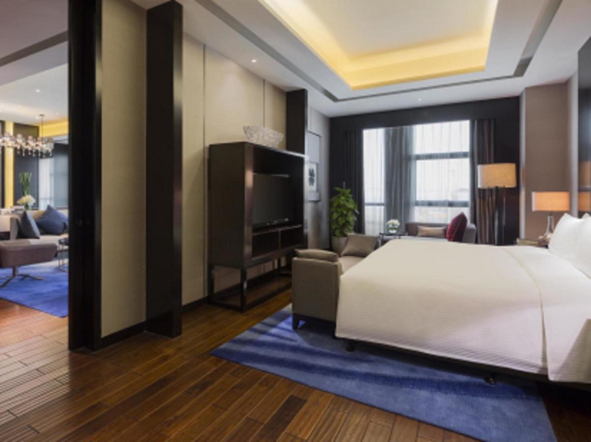 Wanda Realm Wuhan Extérieur photo
